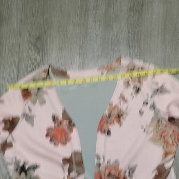 Floral Pink Kimono Robe - Picture 11 of 13